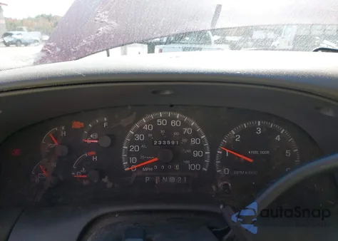 1997 Ford F-150 Lariat/Xl/Xlt from USA, damaged, VIN 1FTDX18W0VNB48347